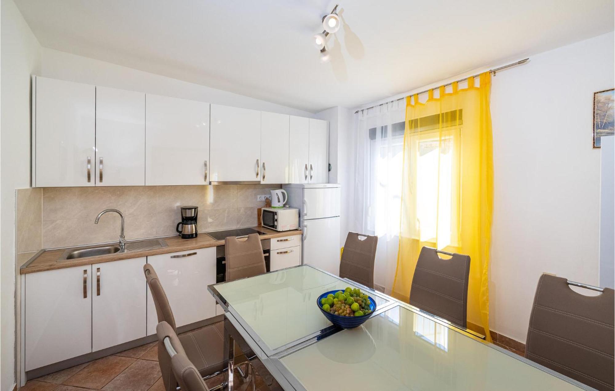 Beautiful Home In Rovanjska With Wifi المظهر الخارجي الصورة